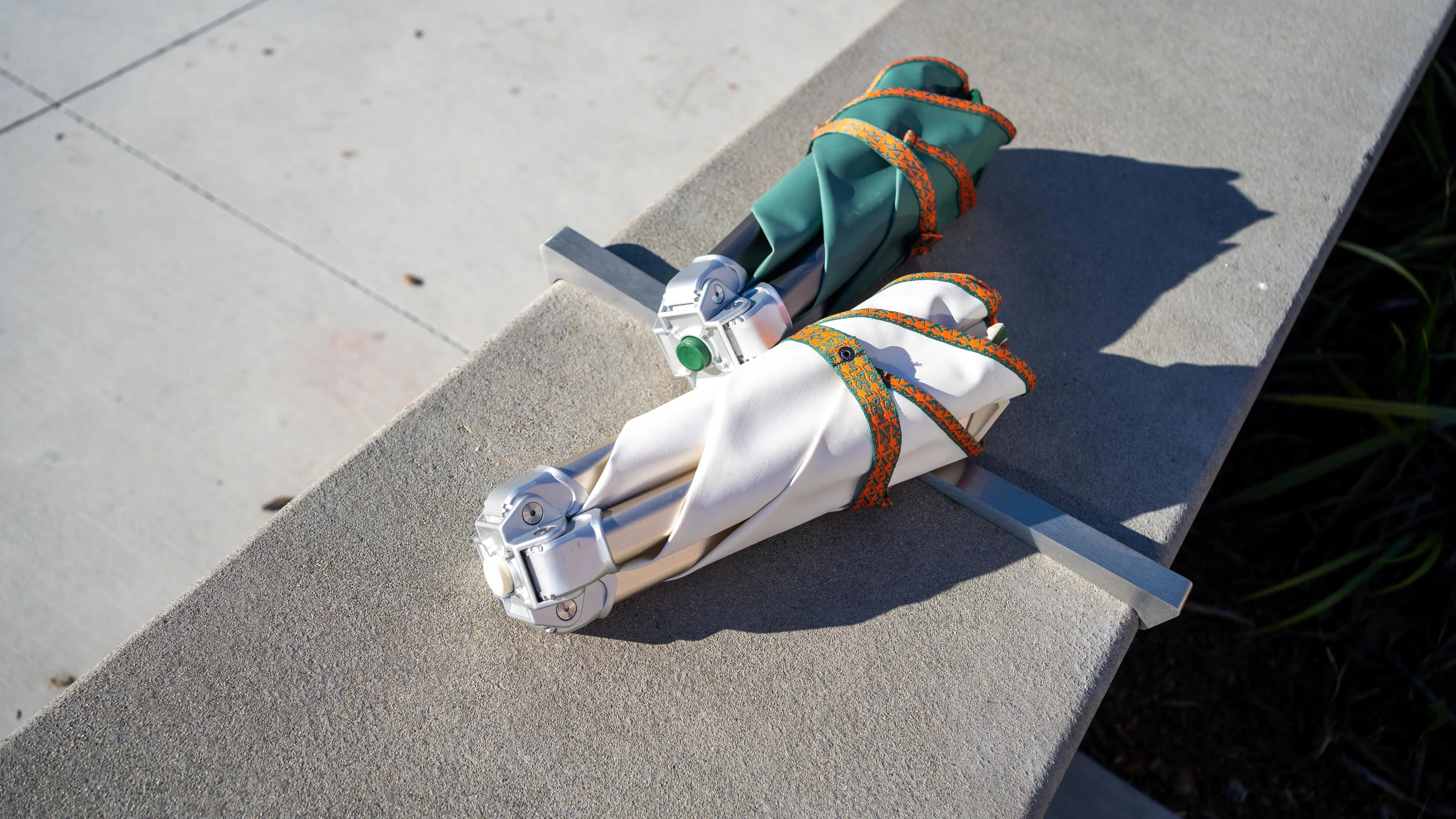 Foldable Lander Table/Ottoman